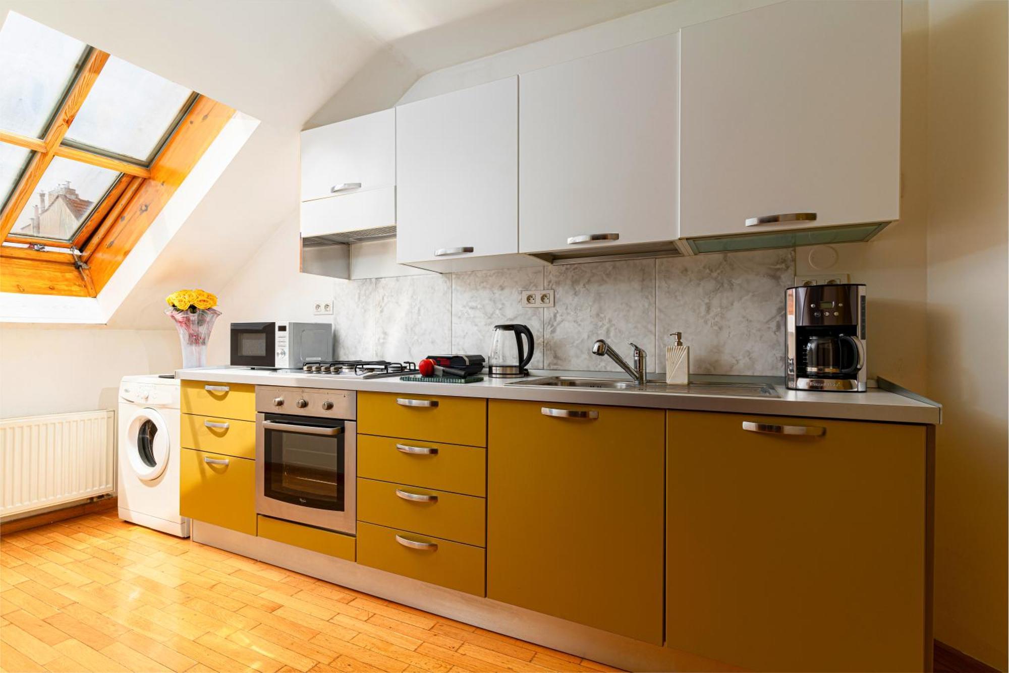 Golden River Apartment Praga Exterior foto
