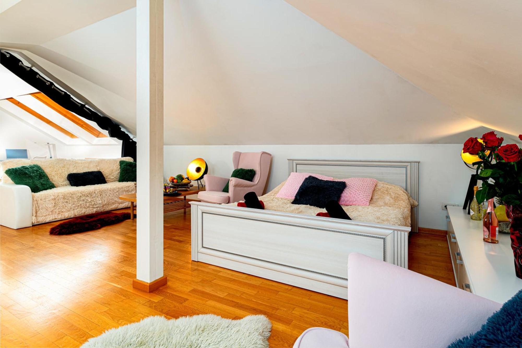 Golden River Apartment Praga Exterior foto