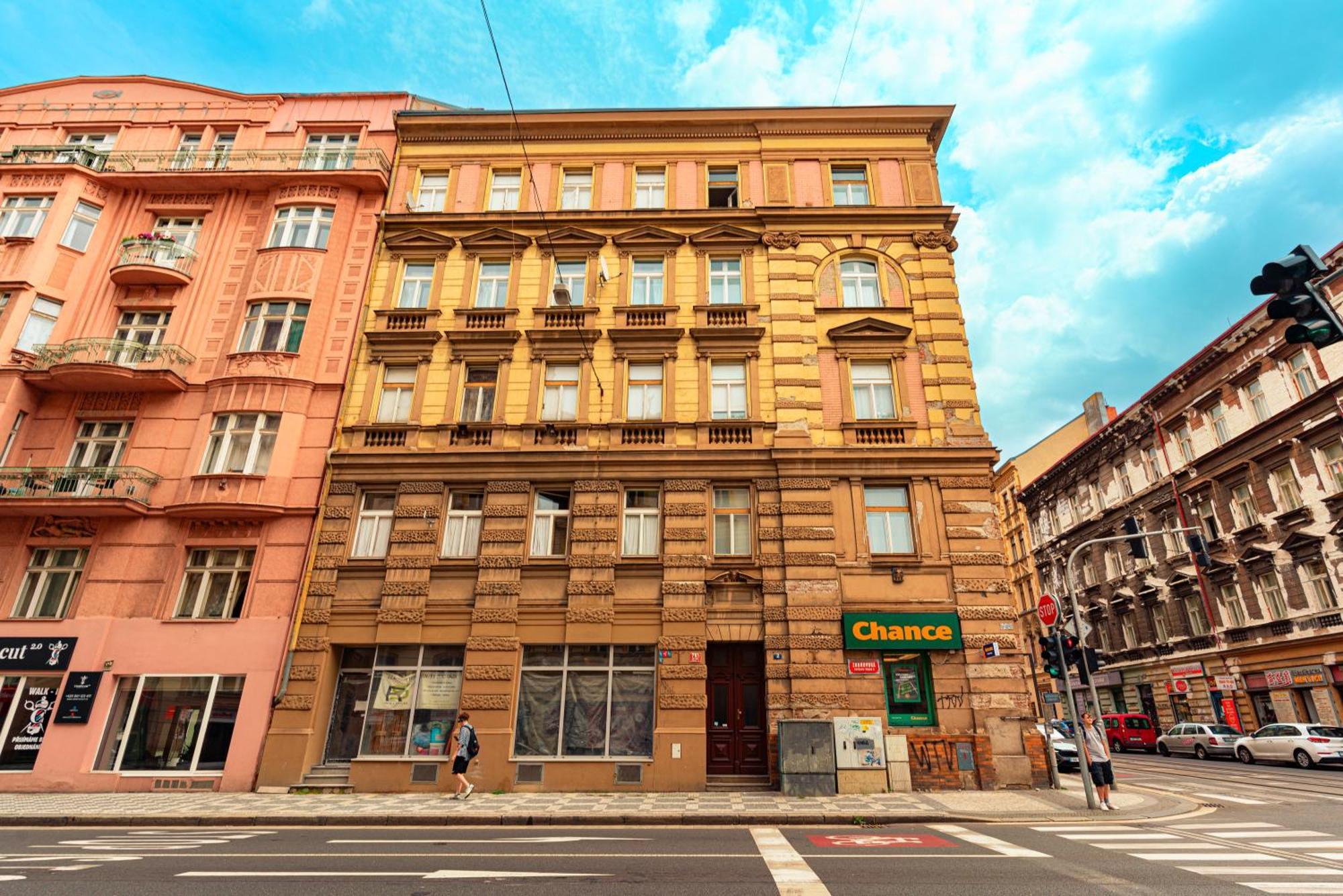 Golden River Apartment Praga Exterior foto