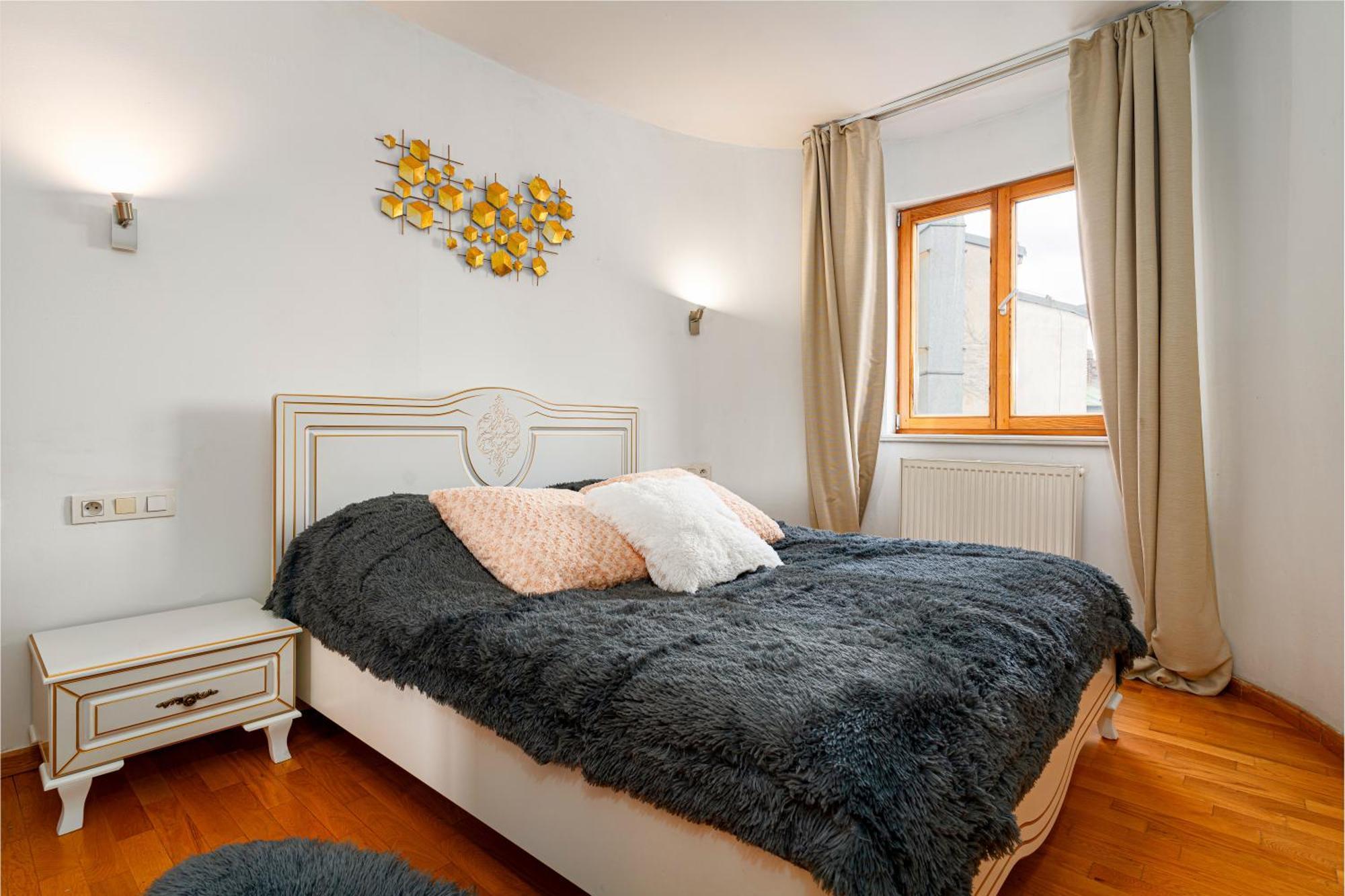 Golden River Apartment Praga Exterior foto
