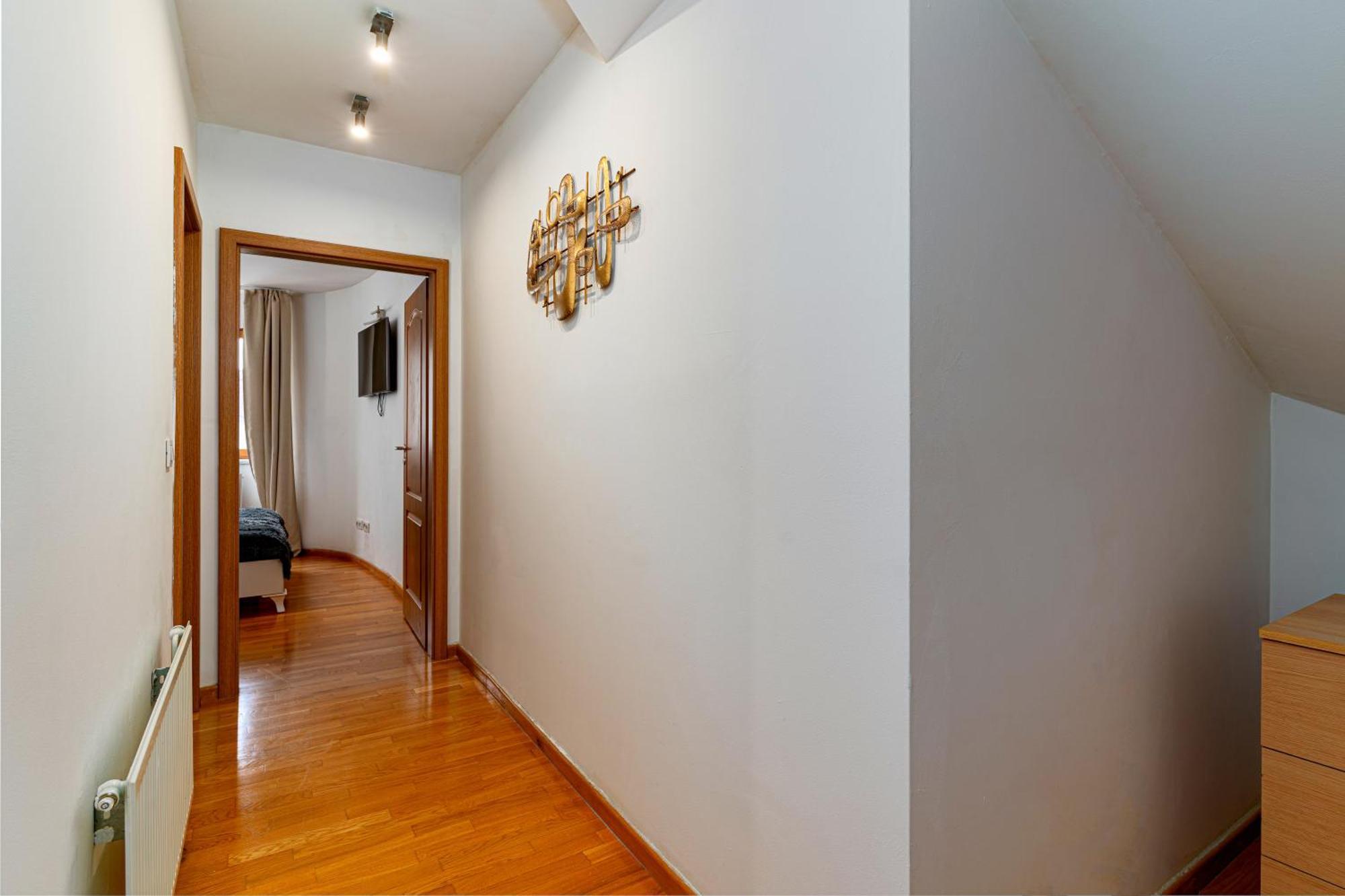 Golden River Apartment Praga Exterior foto