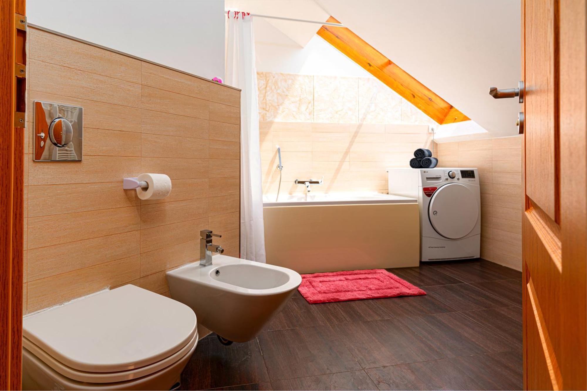 Golden River Apartment Praga Exterior foto